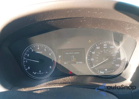 2016 Hyundai Genesis 3.8 из США, поврежденный, VIN KMHGN4JE3GU140477